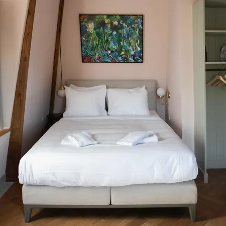Boetiekhotel Het Gezellenhuis آوديركيرك آن دي آمستيل