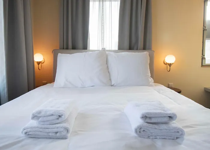 Boetiekhotel Het Gezellenhuis 酒店 *